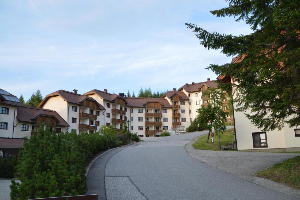 Panorama Apartment Gerlitzen Treffen Extérieur photo